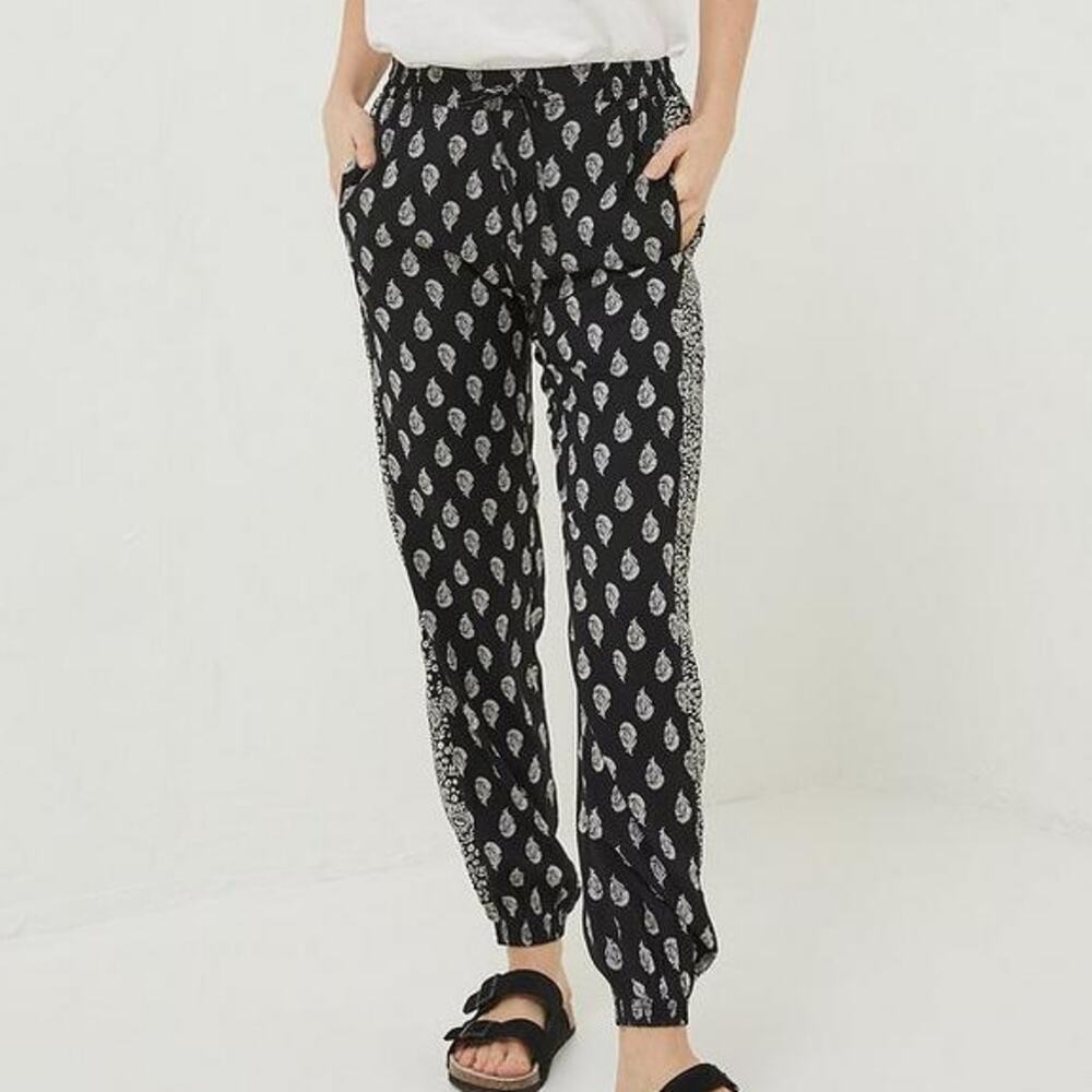 Fat Face Black Floral Jogger Pants Size 6